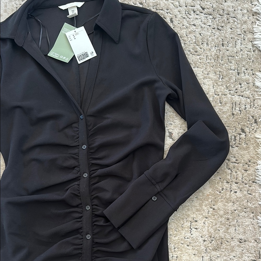 H&M Ruched Black Button-Down Dress NWT - Picture 4 of 4